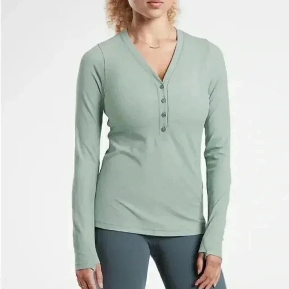 Athleta NWT Uptempo Ribbed Henley Top